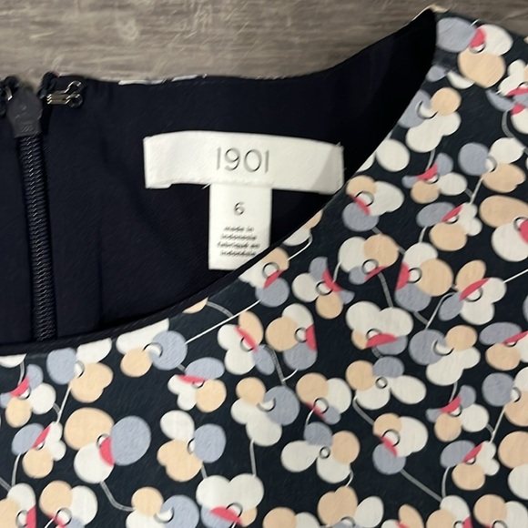 1901 Women's Size 6 Sleeveless Poplin Navy Floral Dress - Picture 11 of 13